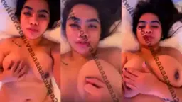 Aviva, Selebgram Sensual Yang Bikin Pascol Gak Bisa Berhenti Ngebayangin
