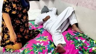 Husband Dan Istri Beruntung Bisa Ngentot Dalam-dalam Tanpa Kondom
