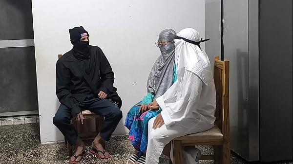 Ritual Arab Panas! Pasangan Serong Minta Nasihat Pada Pendeta Arab, Berujung Ranjang Membara. Film Porno Arab Latin.