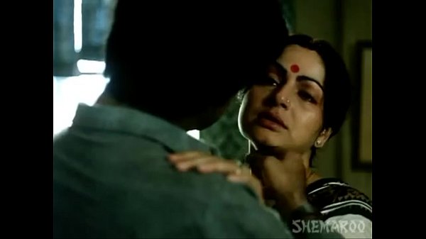 Rakhee Ngewe Panas – Paroma – Film Hindi Klasik (360p)