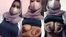 Dapet Kiriman Pap Toket Gede Pake Hijab, Langsung Bikin Makin Greget.