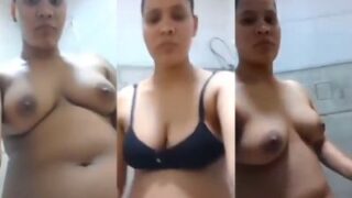 Seorang Wanita India Rekam Video Telanjang Buat Selingkuhannya, Bikin Makin Panas.