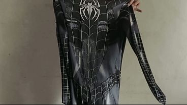 Ngentotin Cewek Cosplay Spiderman Hitam Sampai Crot Di Memek Berkali-kali – Bokep Indonesia Terbaru
