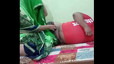 Desi Indian Couple Lagi Ngewe Panas Di Kamar, Crot Di Mana-mana.