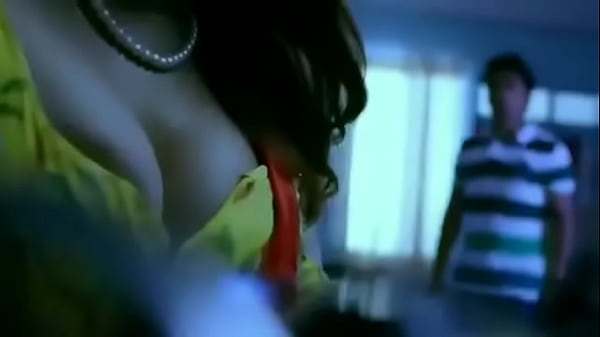 Desi Bhabhi, Panas Basah, Bikin Ngilu Di Ranjang.