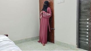 Cewek Hijab India Malu-malu Pertama Kali Digenjot Sampai Muncrat