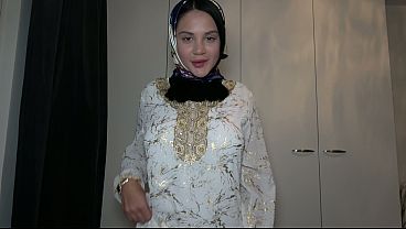 Pov – Ngewein Adik Tiri Muslimah Berhijab, Romantis Banget Sampai Mules