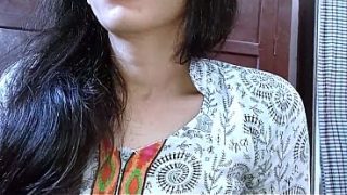 Tuan Rumah Ngewe Sama Tukang Listrik Di Kamar Mandi, Bikin Makin Basah.