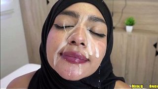 Anak Hijab Lagi Digenjot Keras Sampe Crot Di Dalem