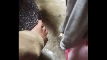 Mama Muda Janda Basah Buka Pintu Rumah Di Villa Maria, Siap Digarap Malam Ini