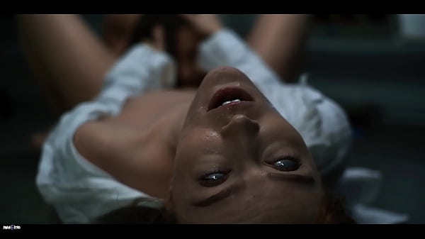 Alien Parasit Pengendali Pikiran Vs Cewek Seksi Yang Bikin Ngentot