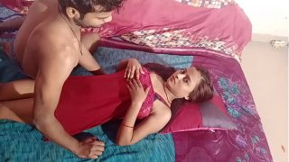 Ibu Rumah Tangga India Montok Seksi Main Seru Sama Suami, Nafsu Menggebu, Audio Hindi Bikin Makin Panas