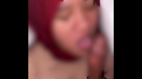 Bokep Indo Ngentot Memek Sempit Kontol Gede Jilbab Merah Bikin Makin Greget