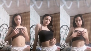 Abg Smp Cantik Lagi Mainin Meki Sampe Basah, 11 Cm Doang Tapi Ngeces Parah