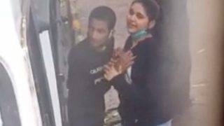 Pecinta Desi Main Basah-basahan Di Pinggir Jalan Setelah Lockdown