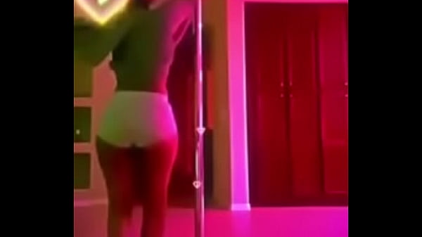 Desi Cewek Striptis Bikin Ngentot