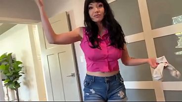 Iri Banget Sih, Ibu Tiri Nakal Ini Mainin Kamu Biar Makin Panas ~ Sialan Kecil ~ Fantasi Rumah Tangga Liar ~ Scott Stark