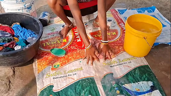 Desi Bokep Asli Istri Kampung Ngewe Anal Brutal, Bini Tetangga Ngangkang Minta Digojlok