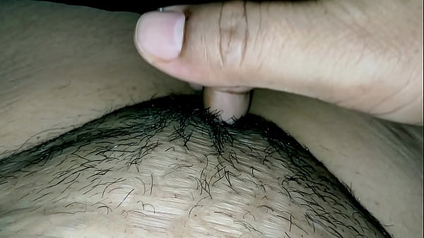 Ibu Tiri Montok Setuju Tidur Seranjang Sama Anak Tiri, Malam Ini Panas Banget.