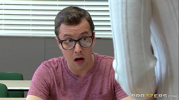 Brazzers – (bianca Charlotte) – Dia Yang Pegang Kendali, Gue Yang Ngeluh.