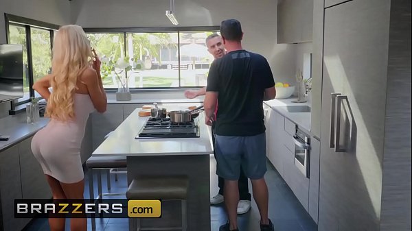 Cerita Istri Sejati – (courtney Taylor, Keiran Lee) – Courtney Bantuin Suami Lain Biar Nggak Ngelunjak – Brazzers
