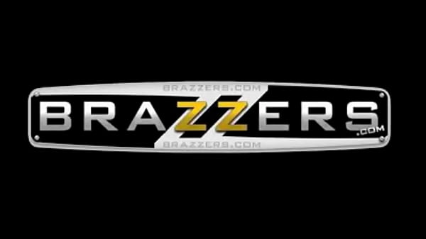 Brazzers, Bintang Bokep Sialan, Toket Gede Banget Bikin Ngaceng!