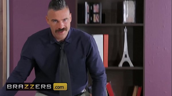 Kerjaan Montok Abis – (monique Alexander, Charles Dera) – Bos Dikendaliin Dari Jauh, Ngentot Di Kantor – Brazzers