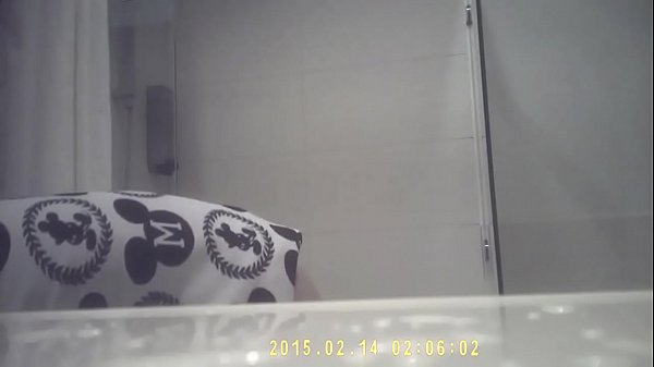 Tantek Cewek Seksi Bernama Shishi Lagi Mandi, Sengaja Diintip Dari Celah Pintu