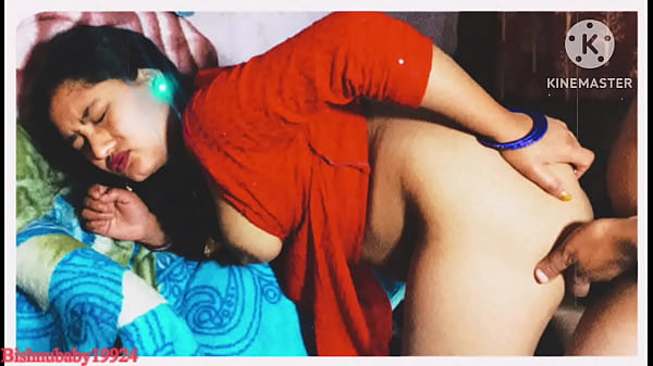 Pacar Lagi Digeboy Gaya Desi, Bikin Makin Basah.