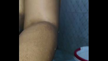 Ibu Tiri Desi India Mandi, Rekaman Mms Kamera Tersembunyi, Istri Beneran.