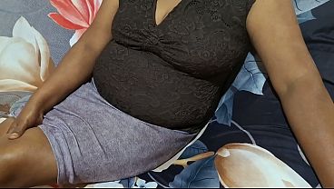 Libido Ngebulet, Mama Tiri Asia Lagi Liburan