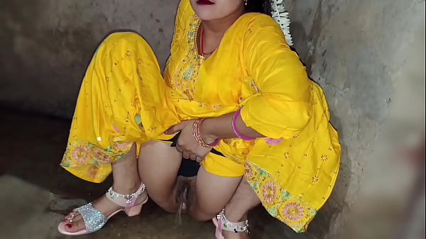Desi Bhabhi Ki Chudai Gandi Baatein, Hindi Audio Mein Suno Aur Garam Ho Jao.