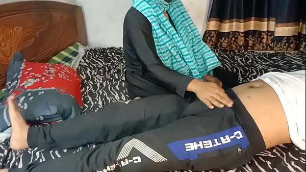 Aku Ngentot Teman Anak Tiriku Yang Lebih Tua, Yang Juga Sekolah Bareng Anak Tiriku