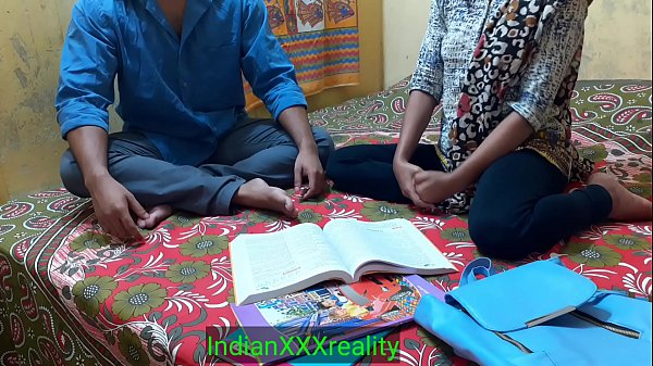 Mahasiswi Paling Bejat Kavita Digasak Habis-habisan Dalam Bahasa Hindi