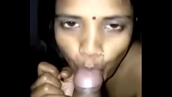 Desi Pengantin Baru, Ngewe Senggol-senggolan Di Ranjang Basah.
