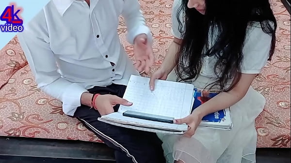 Mahasiswa India Ngentot Bareng Cewek Desi, Pake Bahasa Hindi Jelas-jelas